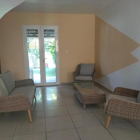 Petite Maison A 12Mn Du Bassin De Manapany 圣若瑟 外观 照片